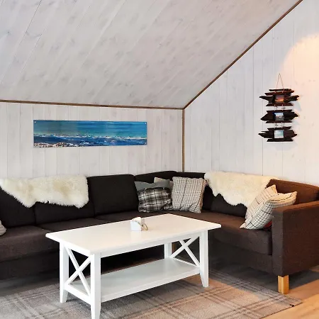 Holiday home Holiday V *